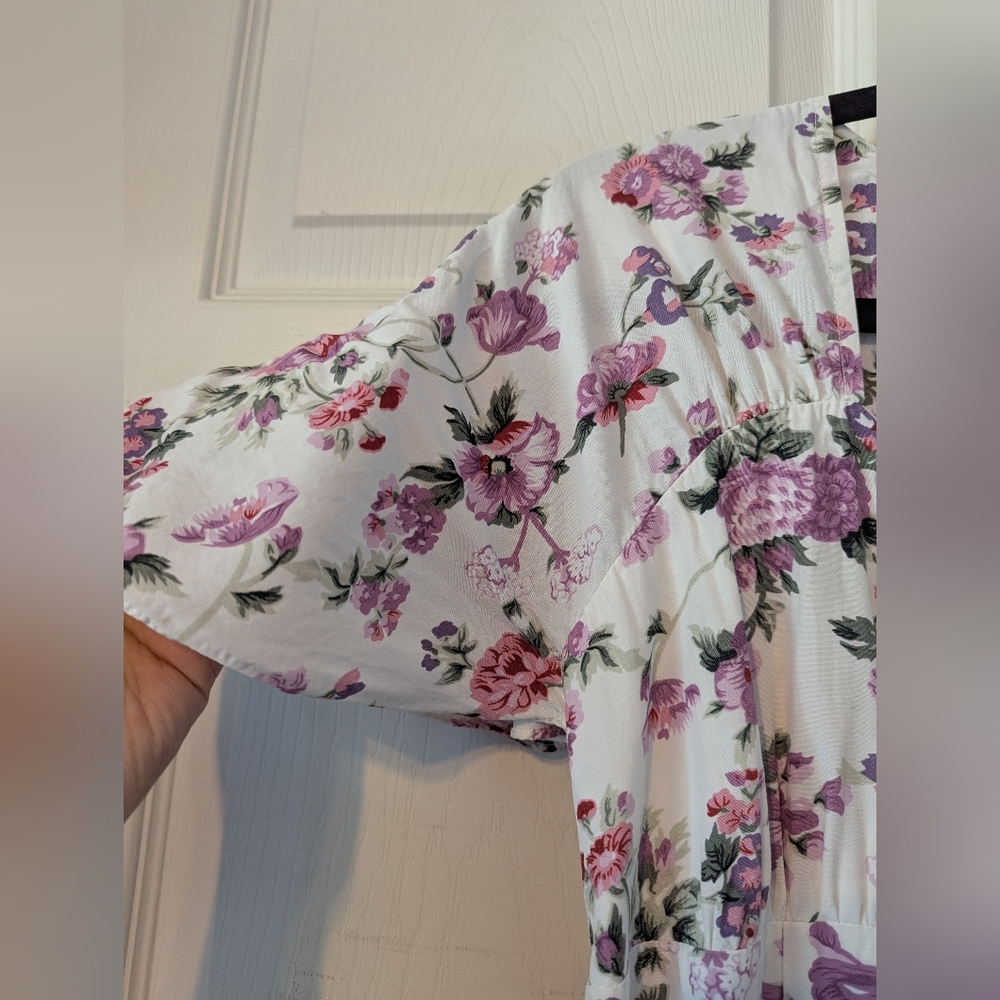 3/$20! Vintage 90's Cleo Floral Dress - Picture 7 of 15